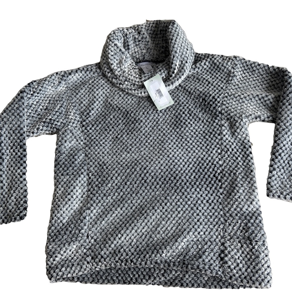 Super Soft Gray Textured Pullover